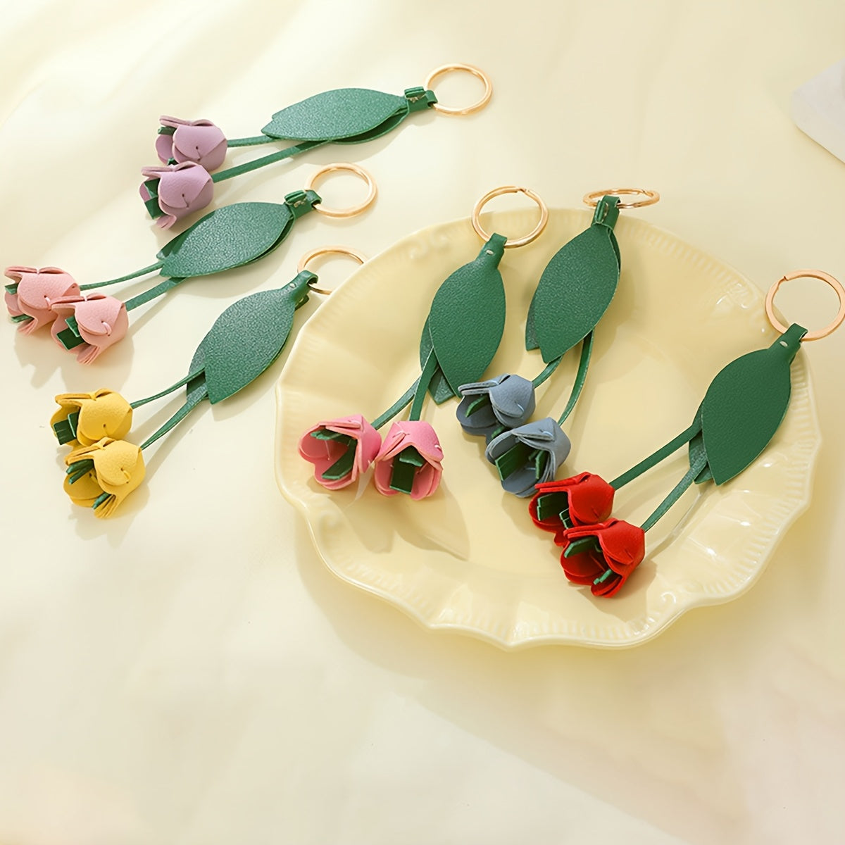 Tulip Pendant Faux Leather Keychain