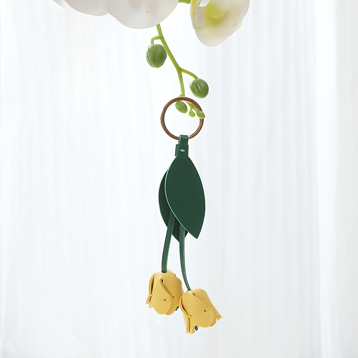 Tulip Pendant Faux Leather Keychain